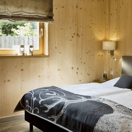 Natuerlich Hell. & 4* Фюген