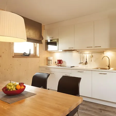 Natürlich Hell. Aparthotel&camping 4*