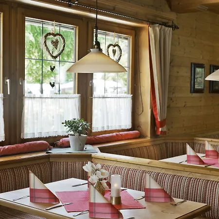 Natürlich Hell. Aparthotel&camping 4*