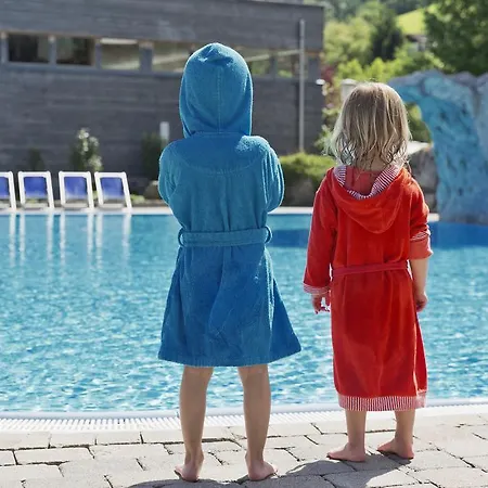 Natürlich Hell. Aparthotel&camping Ferienpark Fügen