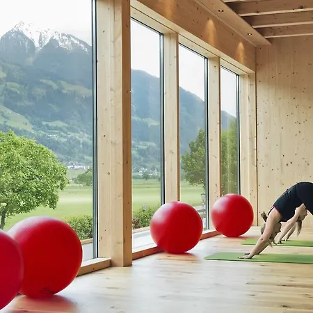 Natürlich Hell. Aparthotel&camping