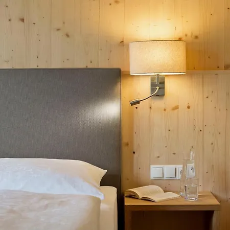 Natürlich Hell. Aparthotel&camping Fügen