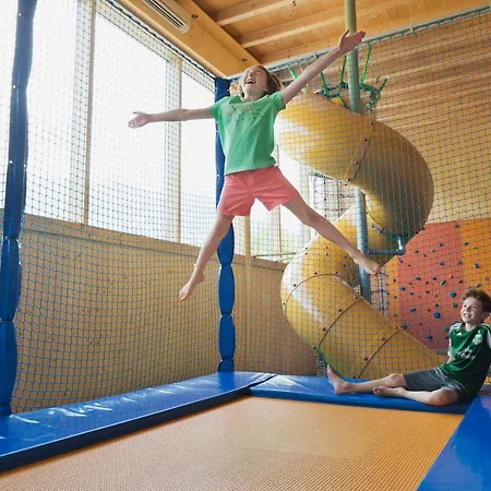 Natürlich Hell. Aparthotel&camping Ferienpark 4*