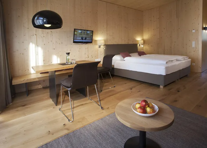 Natuerlich Hell. & 4*