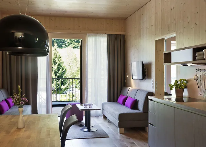 Natuerlich Hell. & 4* Fügen