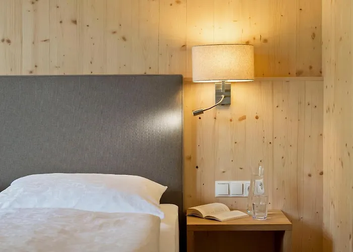 Natuerlich Hell. & Fügen