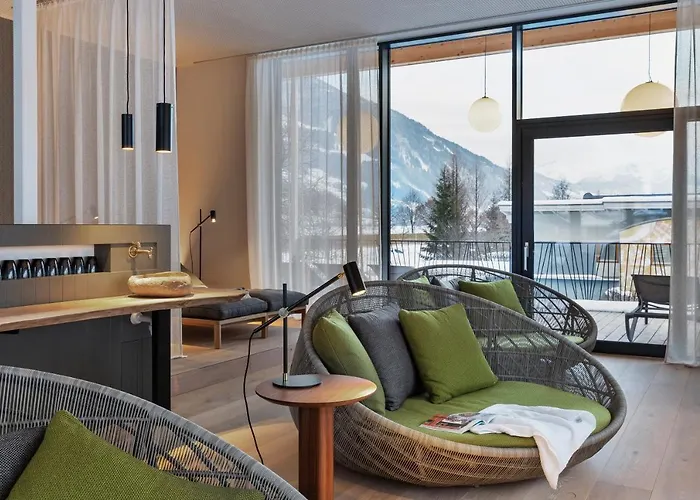 Natuerlich Hell. & 4* Fügen