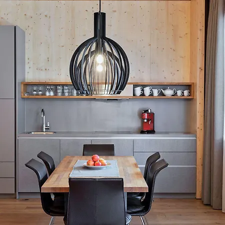 Natuerlich Hell. & 4* Fügen