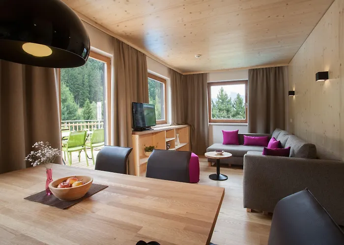 Natuerlich Hell. & Holiday park Fuegen