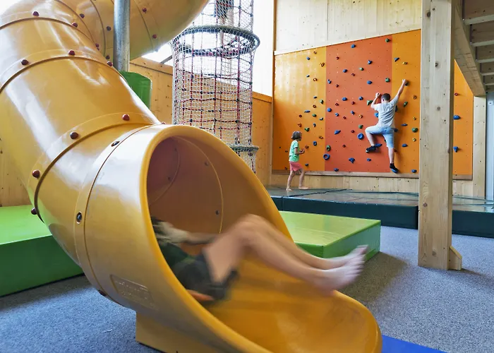 Natuerlich Hell. & Holiday park 4*