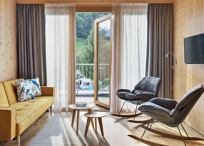 Natuerlich Hell. & 4* Fuegen